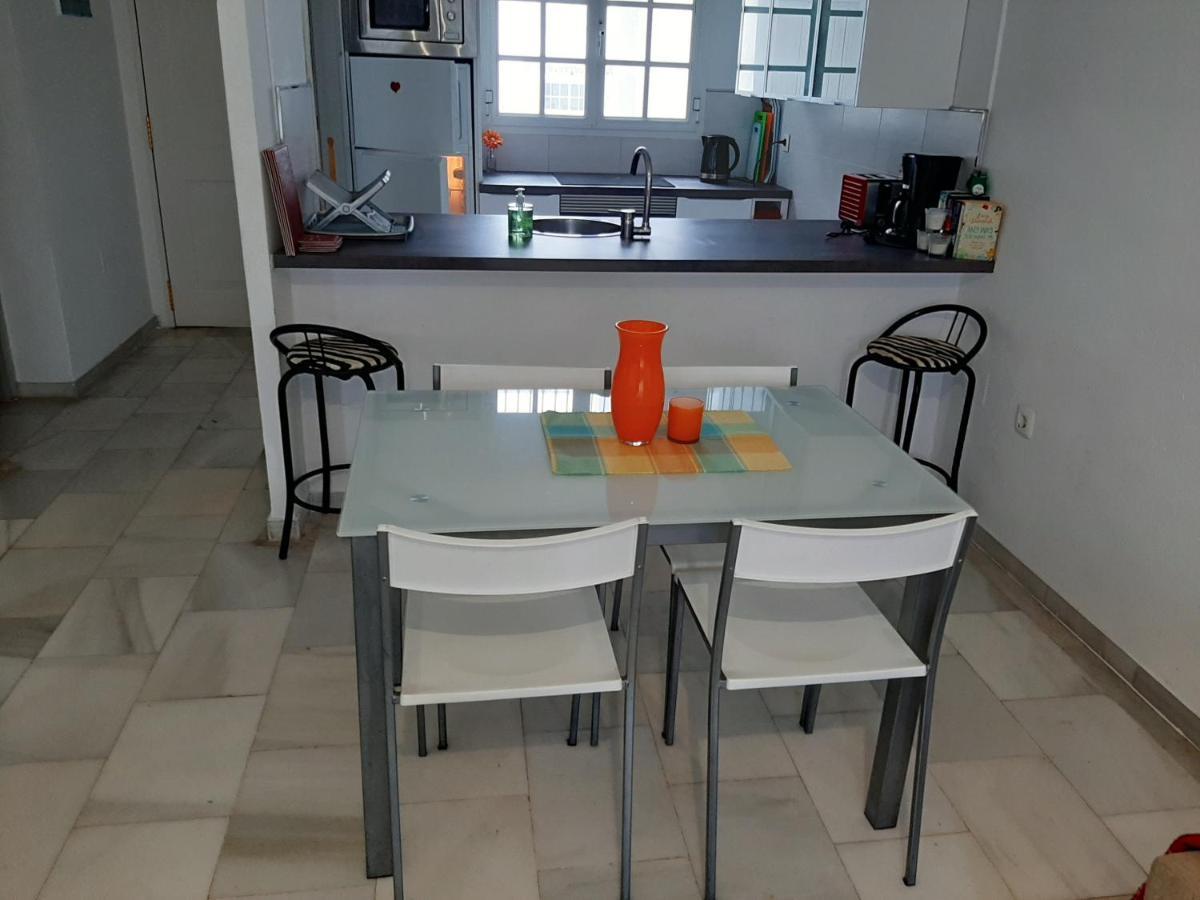 Puerto De La Duquesa Beach Apartment Castillo de Sabinillas Extérieur photo