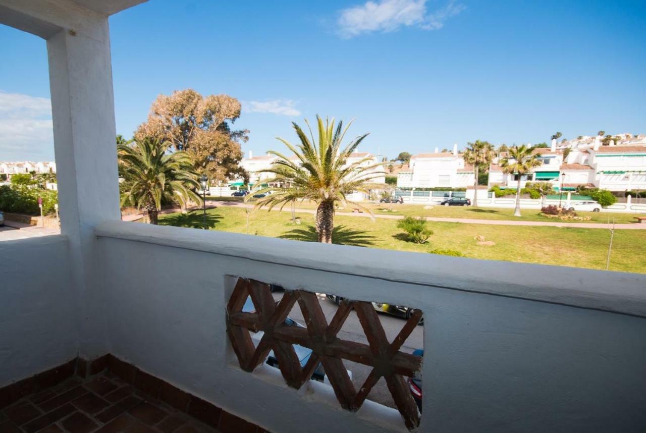 Puerto De La Duquesa Beach Apartment Castillo de Sabinillas Extérieur photo